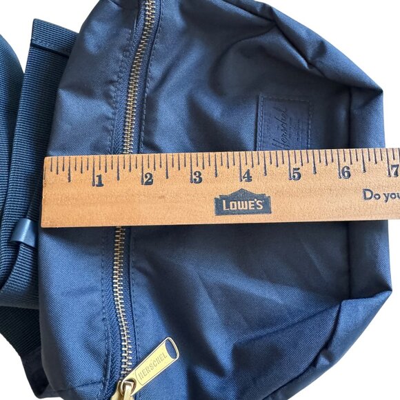 Herschel Waist Pack Fanny Pack Bum Bag Chest Shoulder Travel Bag Zip Adjustable - Picture 9 of 12